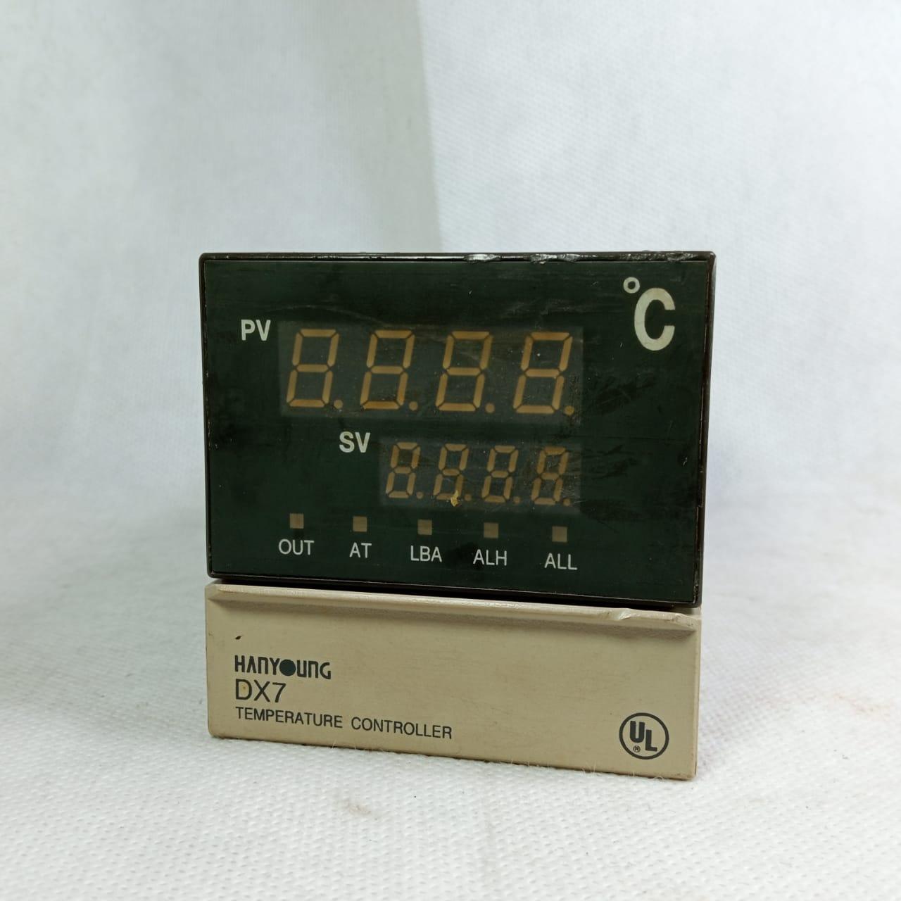 Hanyoung Nux DX7 Digital Temperature Controller 72X72 Pt Relay in Pakistan - industryparts.pk