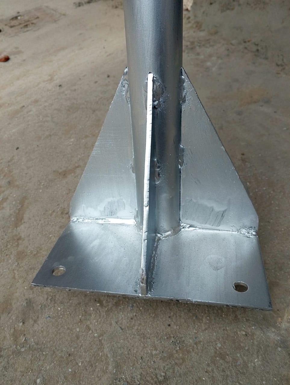 Earth Arrester Pole for Er-Arrester in Pakistan