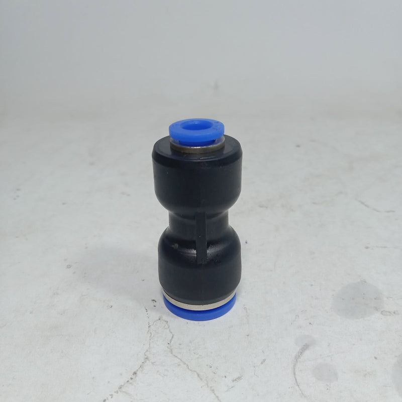 Pneumatic Reduced Union Connector 12×6 mm in Pakistan
