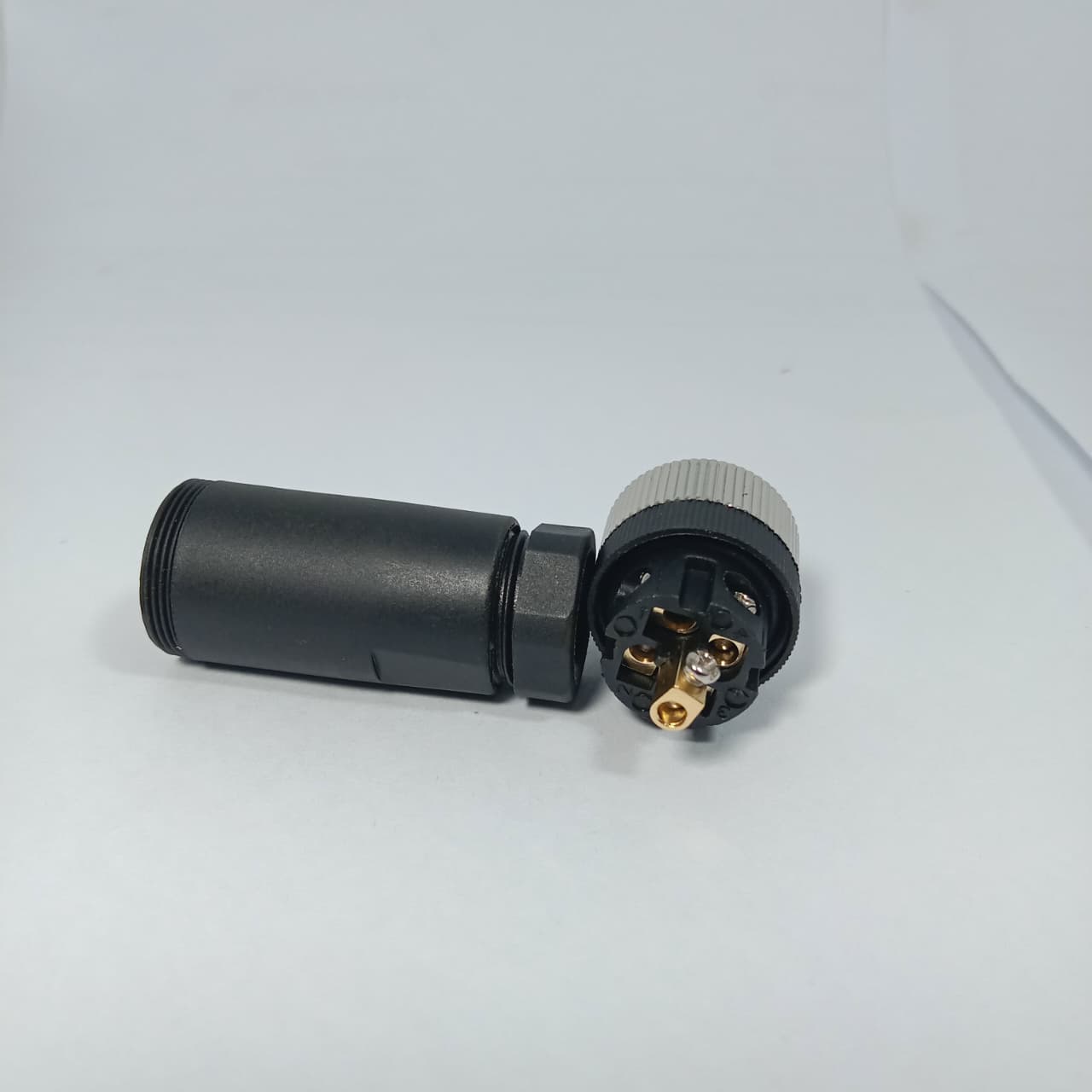 5-p
in sensor connector 