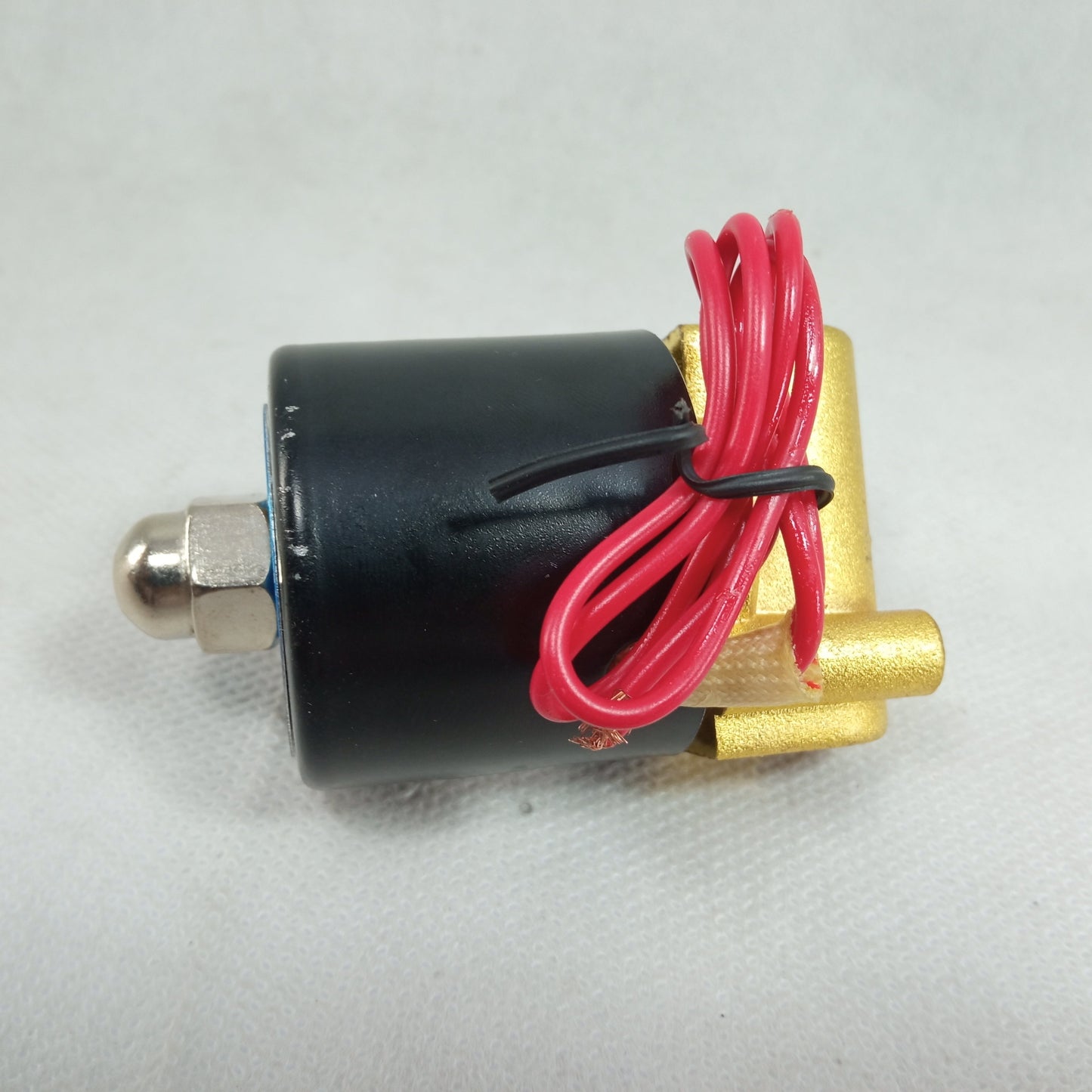 UNI-D 1/4 Inch AC220V Electric Solenoid Valve For Water Oil Air in Pakistan