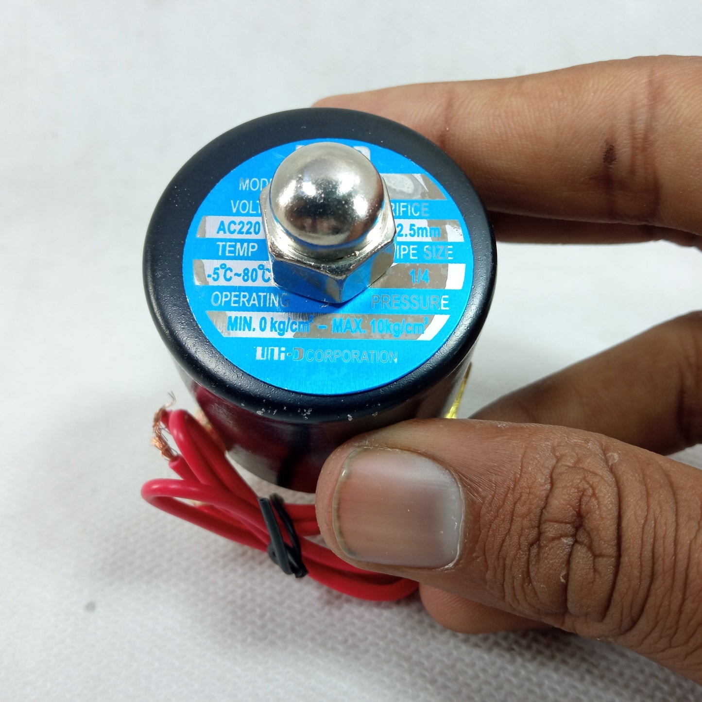 UNI-D 1/4 Inch AC220V Electric Solenoid Valve For Water Oil Air in Pakistan