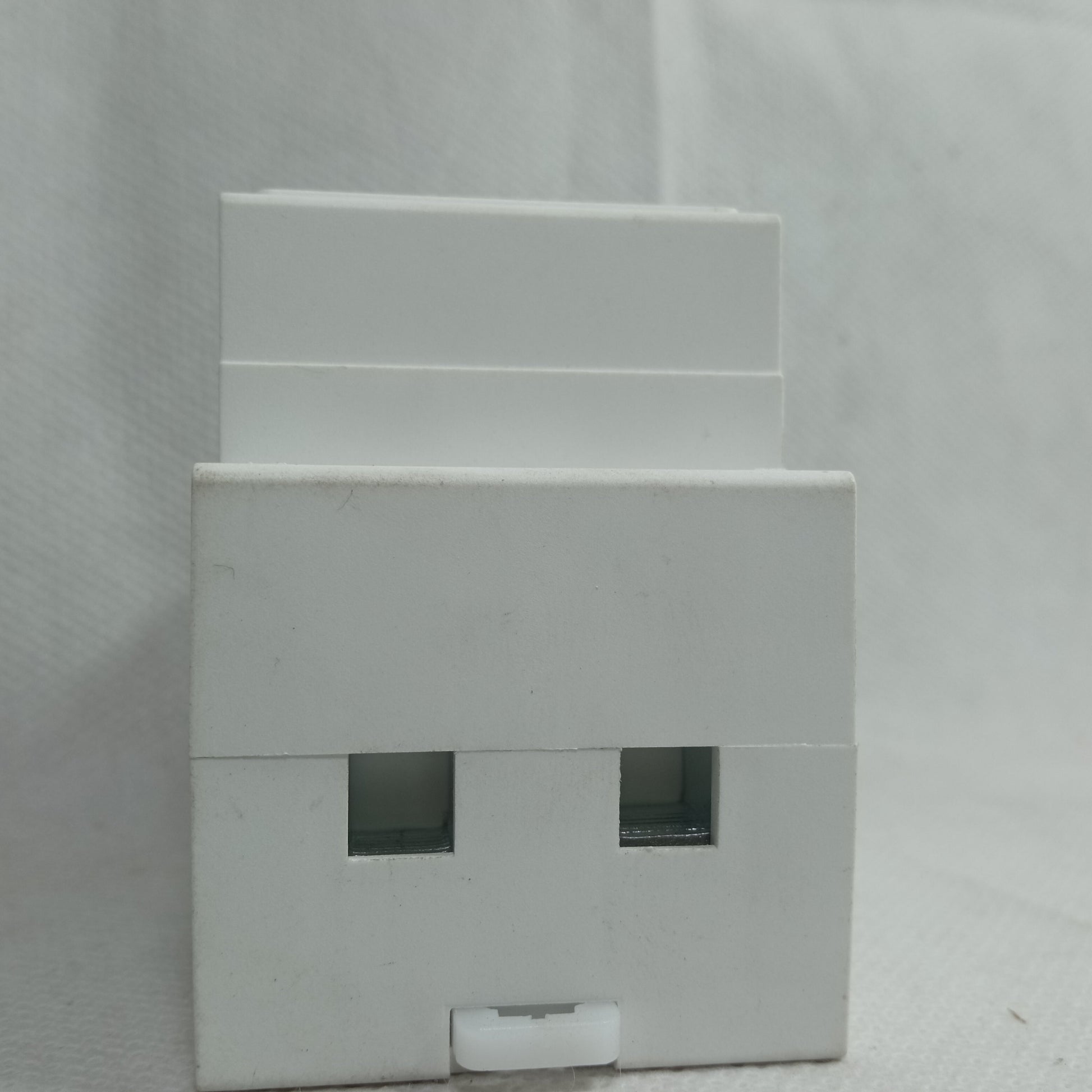 SETCO  Industrial Electrical Outlet  Socket 13A 250V Din Rail Modular Socket in Pakistan