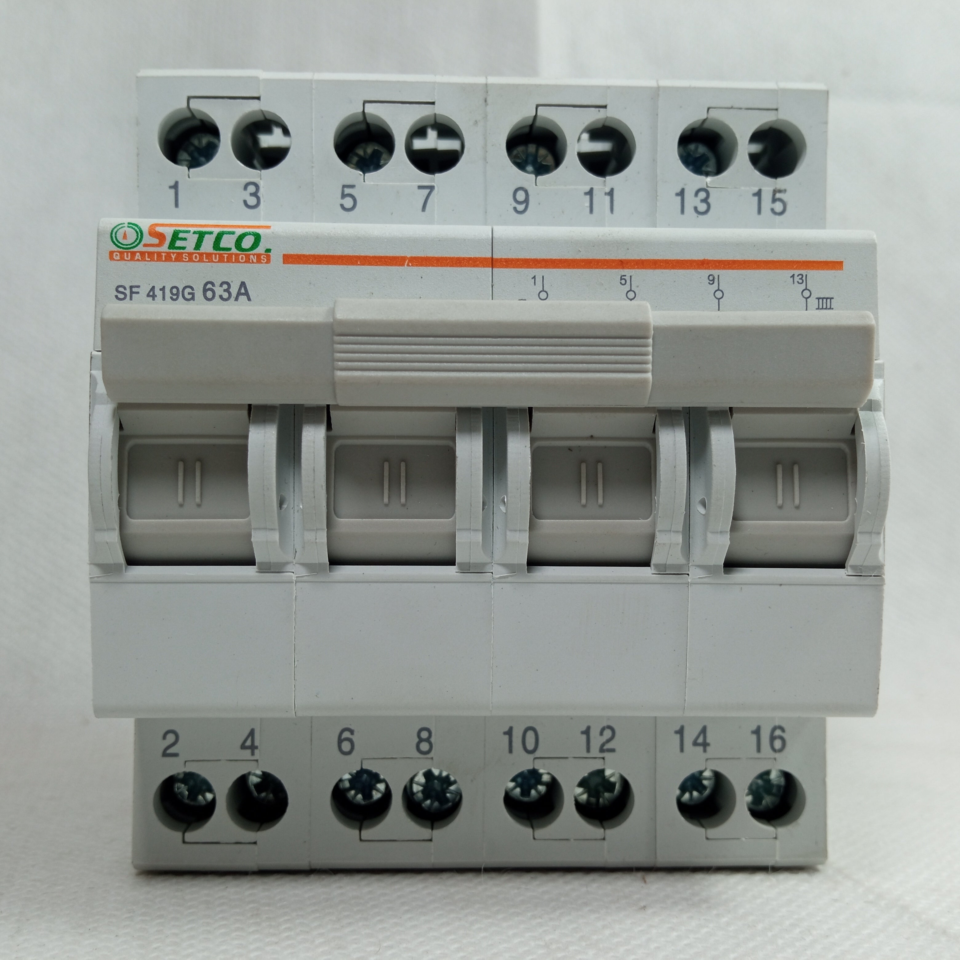 SETCO SF419G 63A Isolating Switch 4p Controlled Recloser Miniature Circuit Breaker in Pakistan