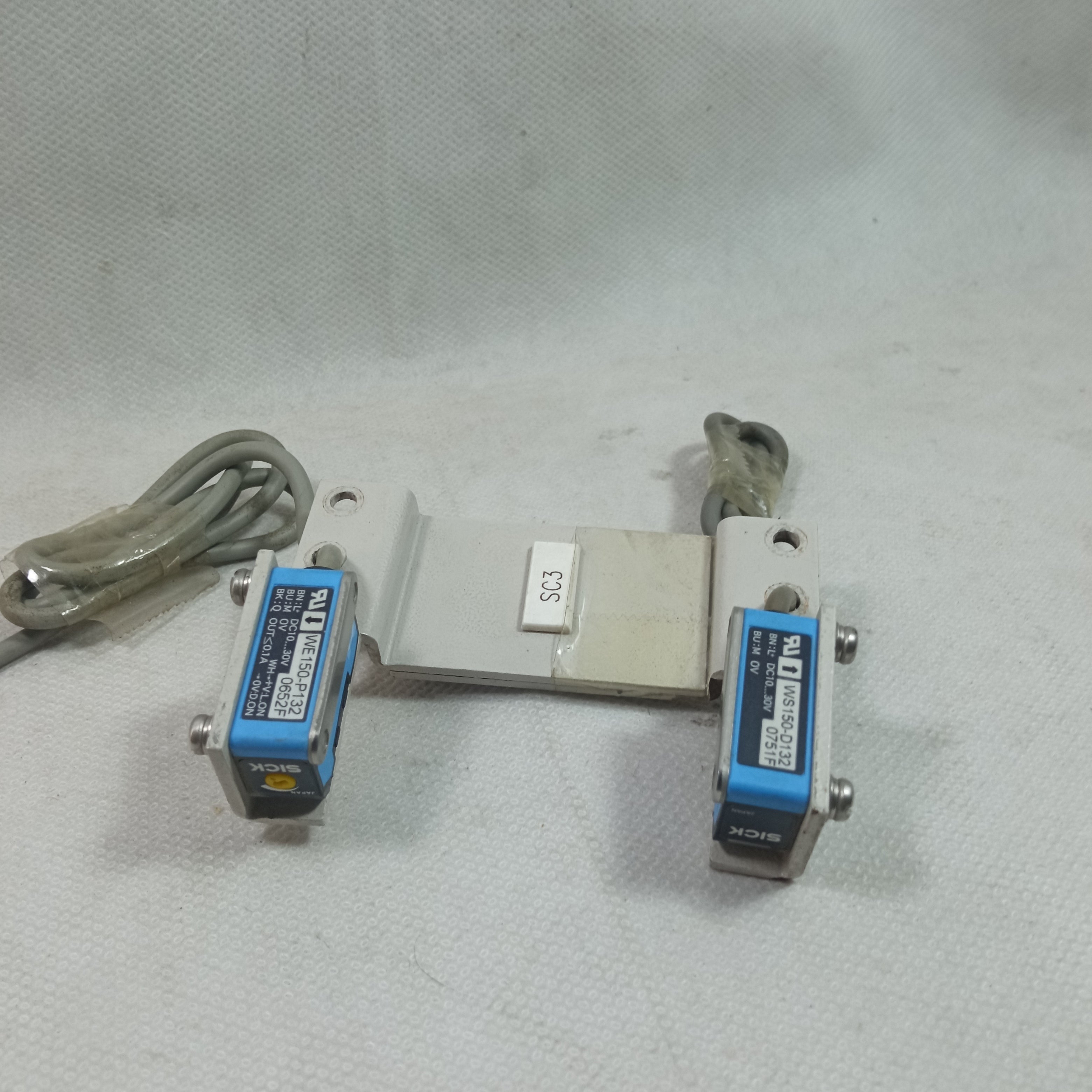 SICK WS 150-D132  WE 150-P132 THROUGH-BEAM PHOTOELECTRIC SENSOR in Pakistan