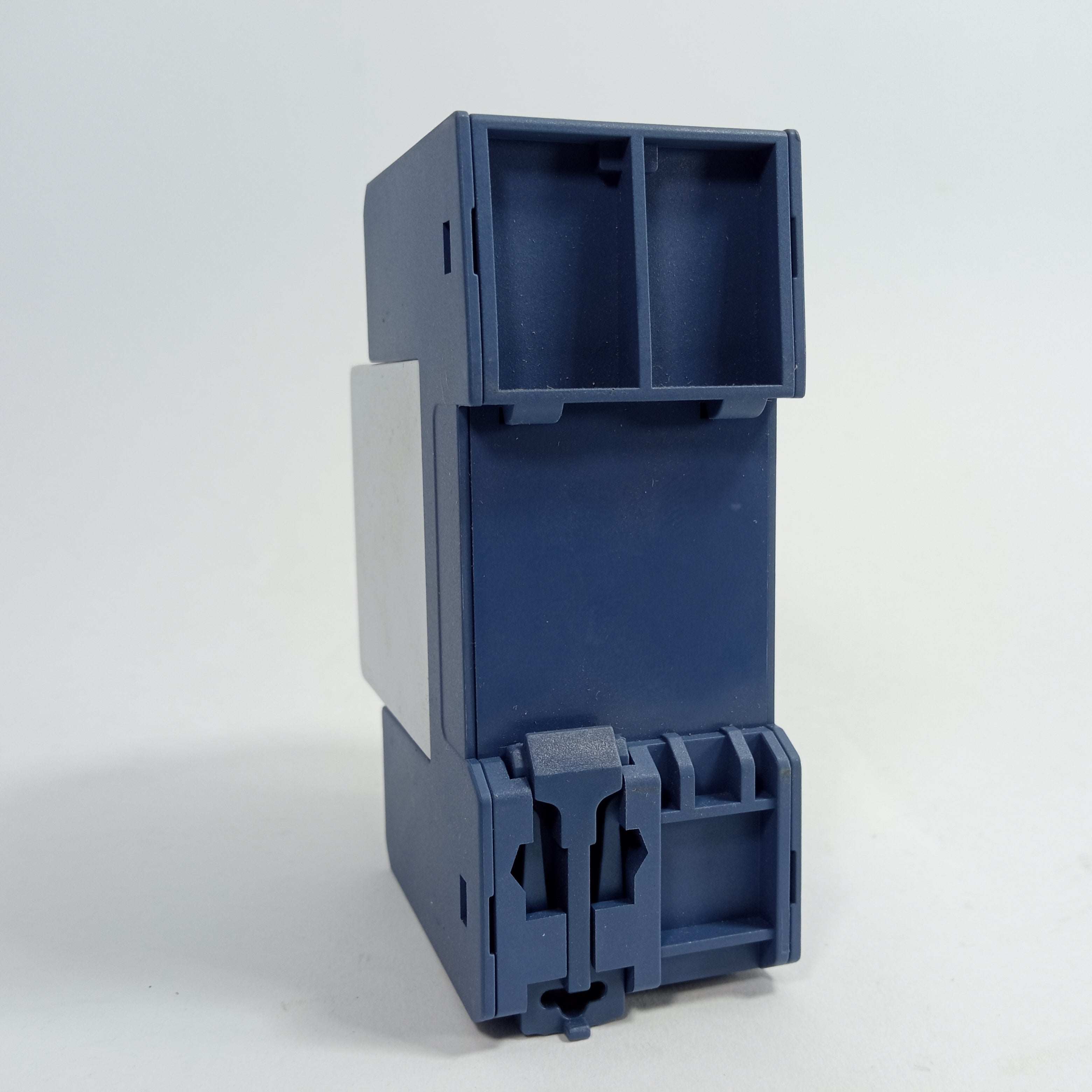 TOMZN TZG 40-PV 1000v DC 20KA~40KA House Surge Protector Device in Pakistan