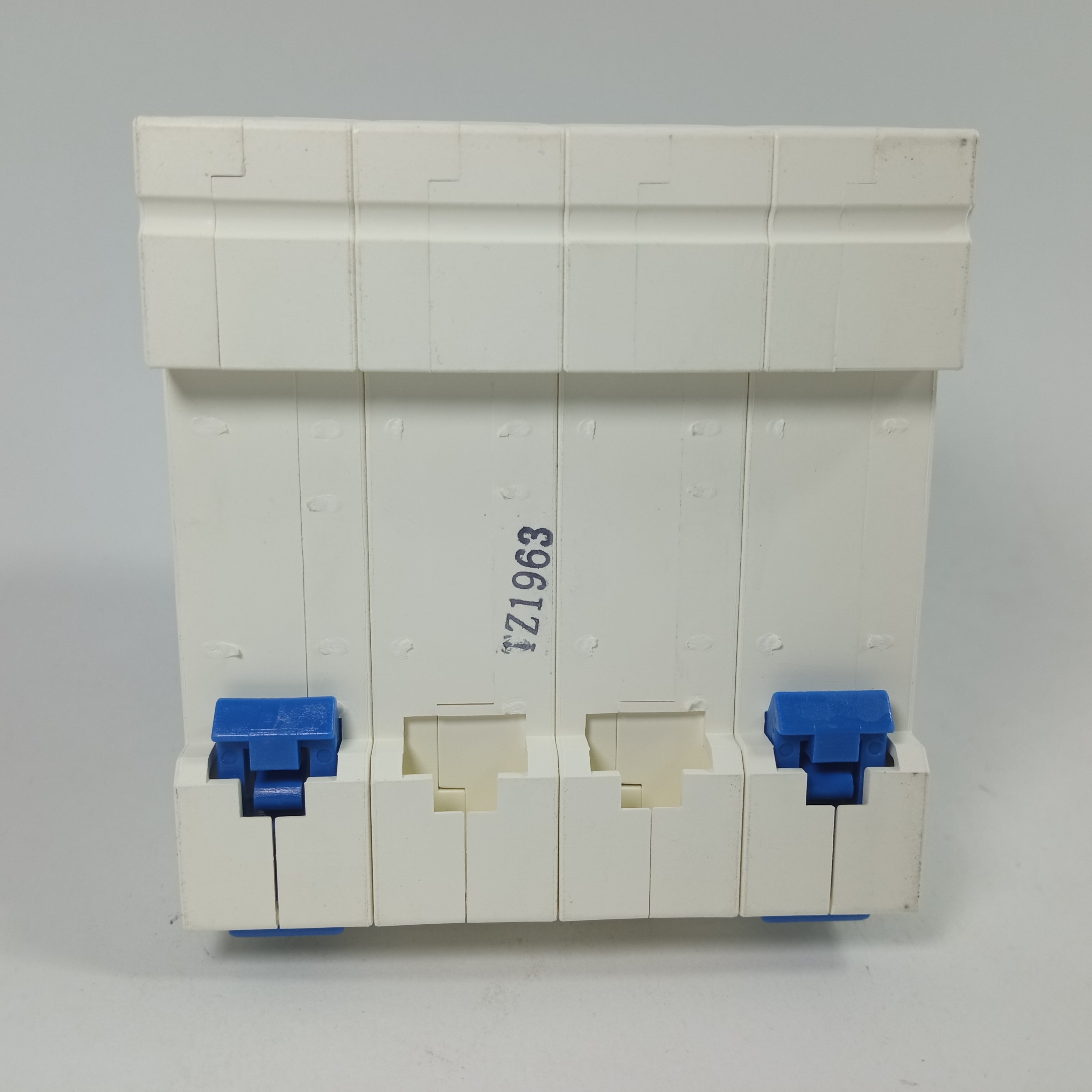 TOMZN TOB1-63H4P AC MCB C Type 230/400V~ 50HZ/60HZ 63A Mini Circuit Breaker in Pakistan