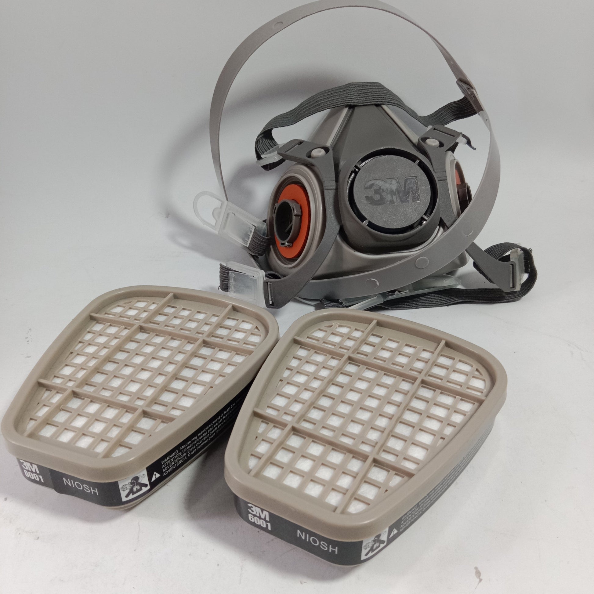3M 6001 Anti-Chemical Half-Face Gas Mask in Pakistan