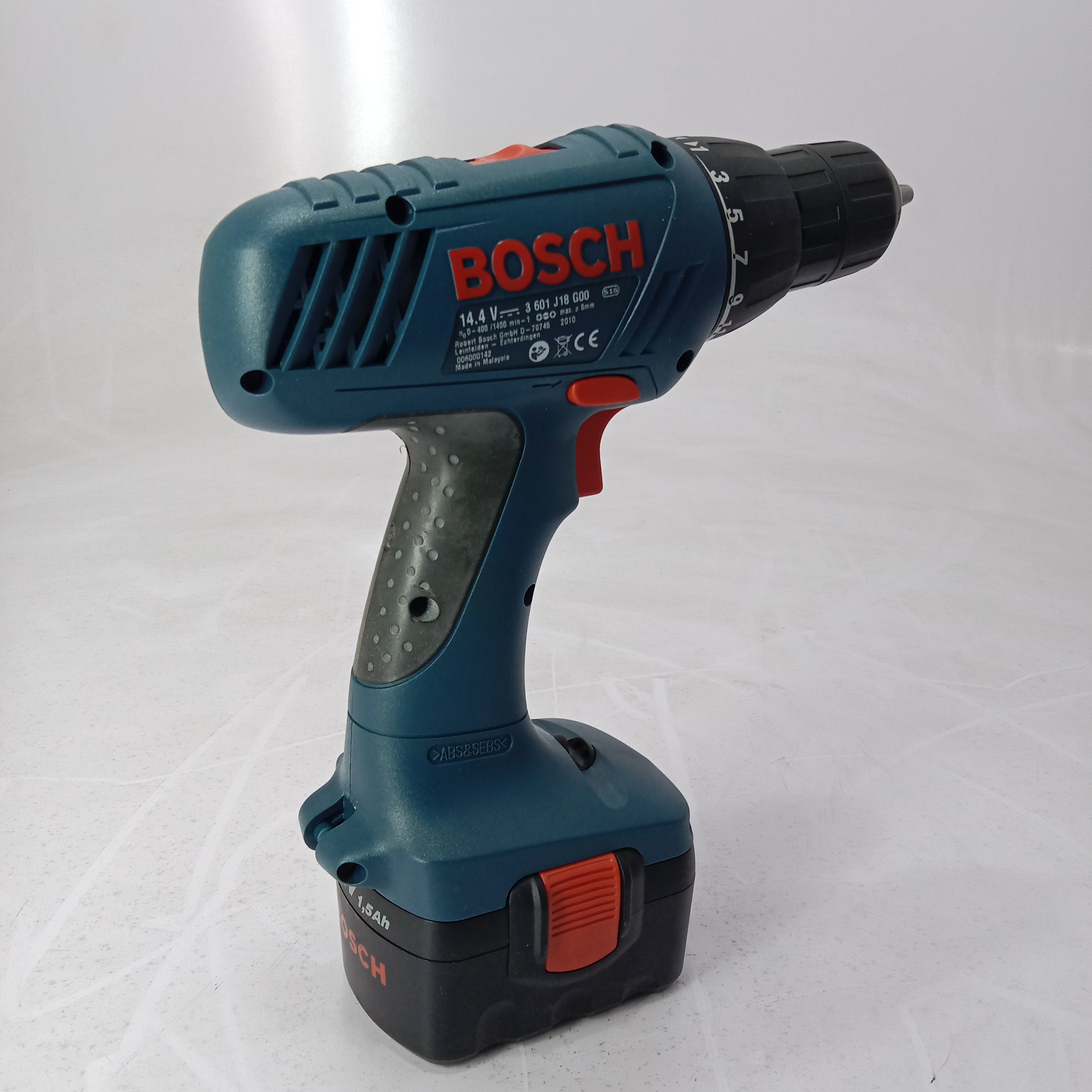 BOSCH GSR 14.4-2 Professional Drill Machine in Pakisttan