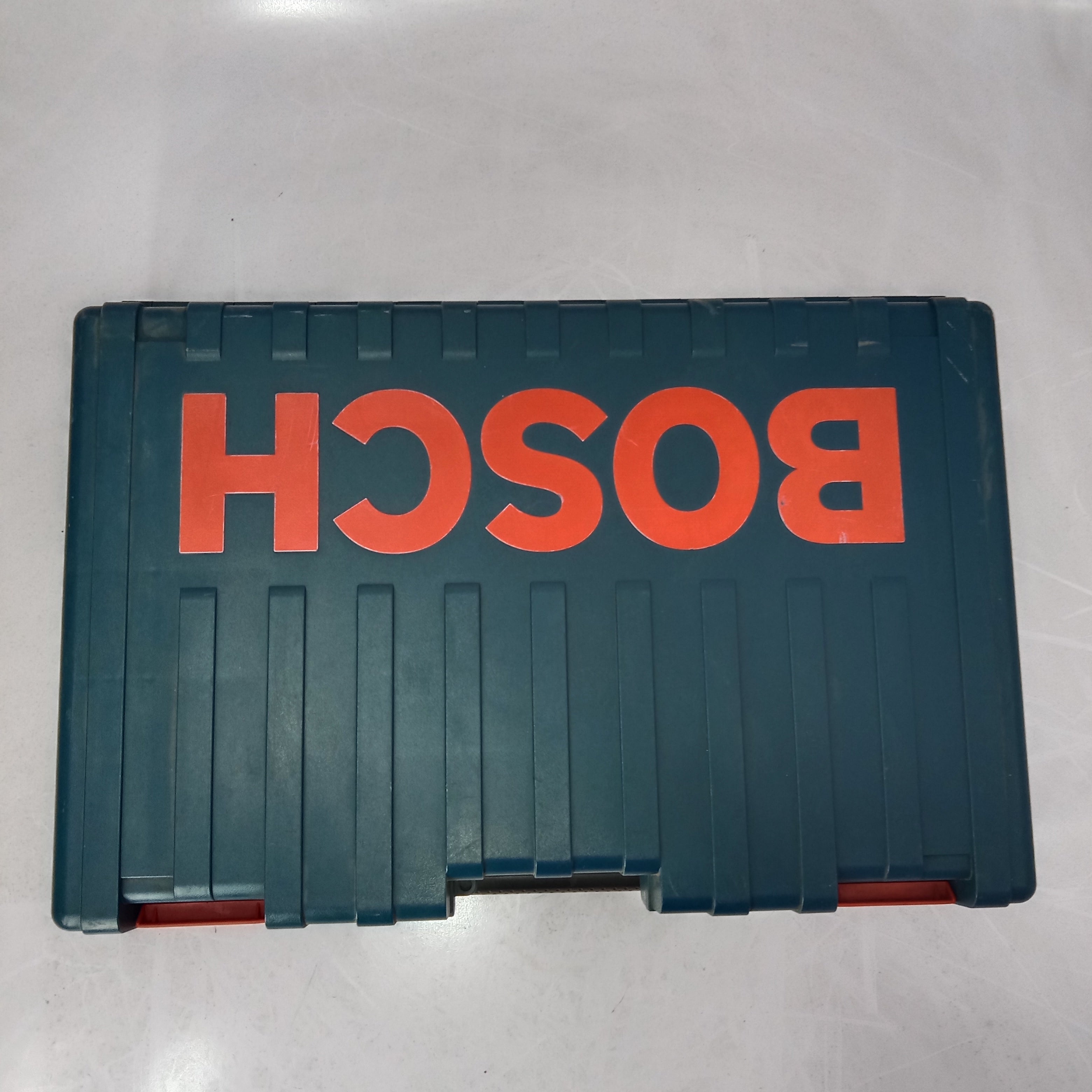 BOSCH GSH 11E Professional Drill Hammer Machine in Pakistan