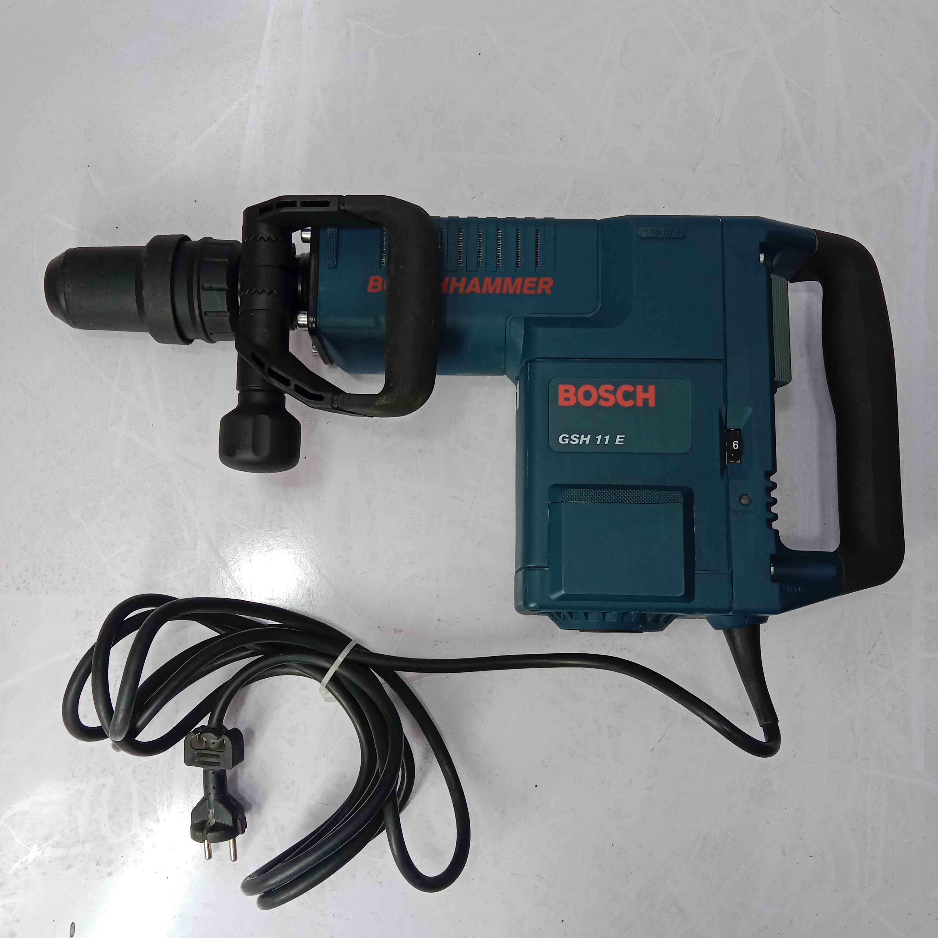 BOSCH GSH 11E Professional Drill Hammer Machine in Pakistan