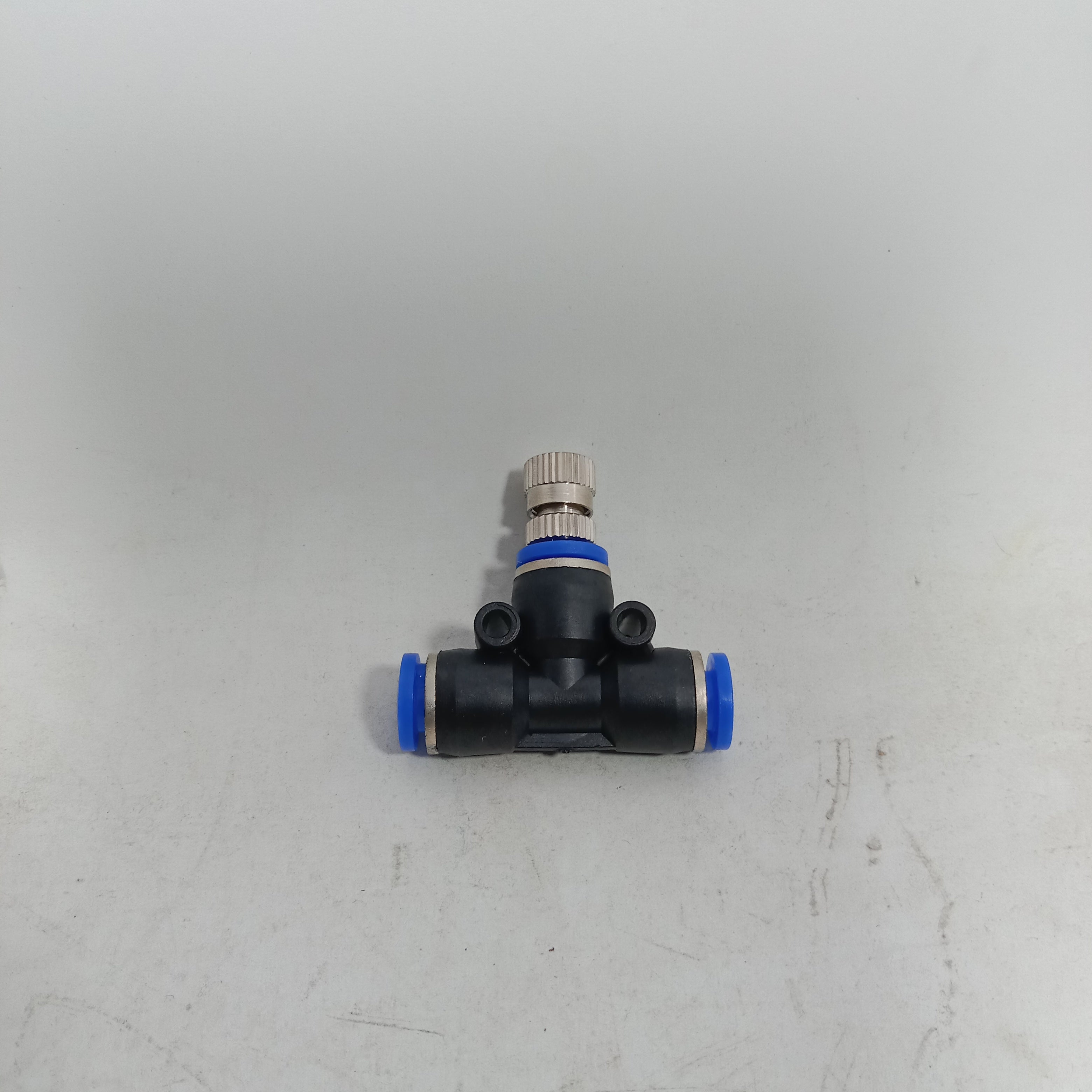 Pneumatic T Connector + Misting Nozzle 6 mm in Pakistan