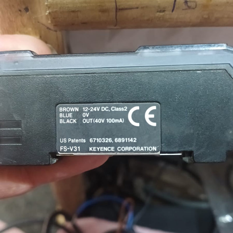 KEYENCE FC-V31 Fiber Amplifier in Pakistan
