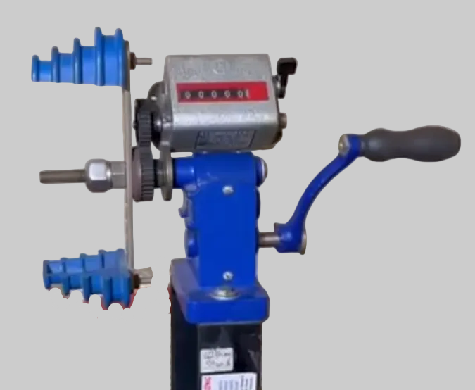KISAN ENGINEERING HAND OPERATED COIL WINDING MACHINE in Pakistan