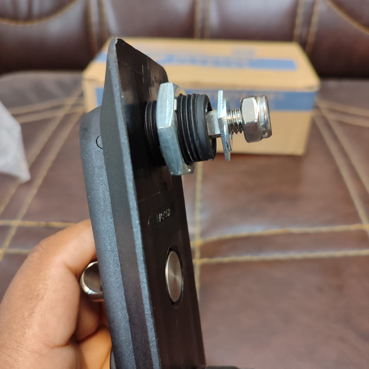 MS821-1-1AG Plastic Cabinet, Panel Lock in Pakistan
