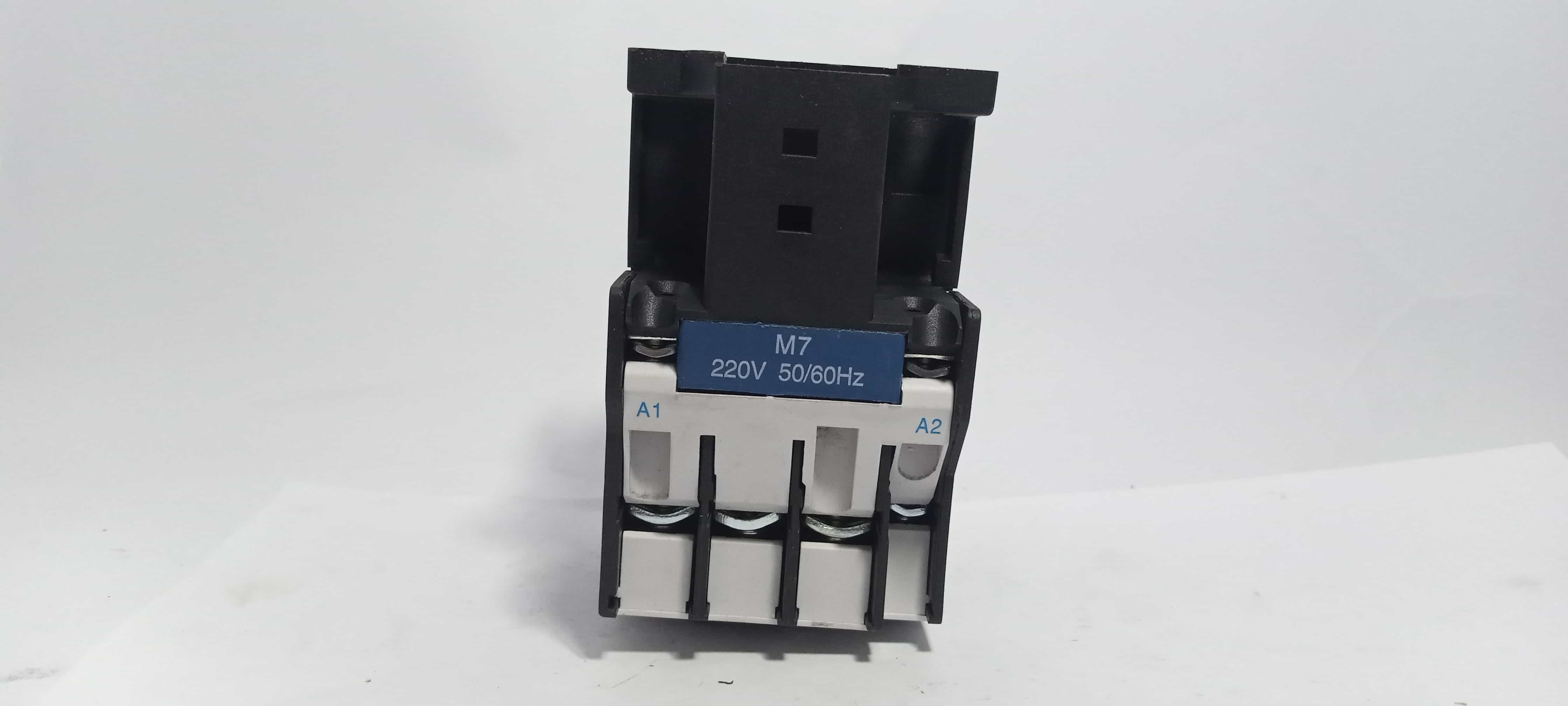 Magnetic Contactor D3210