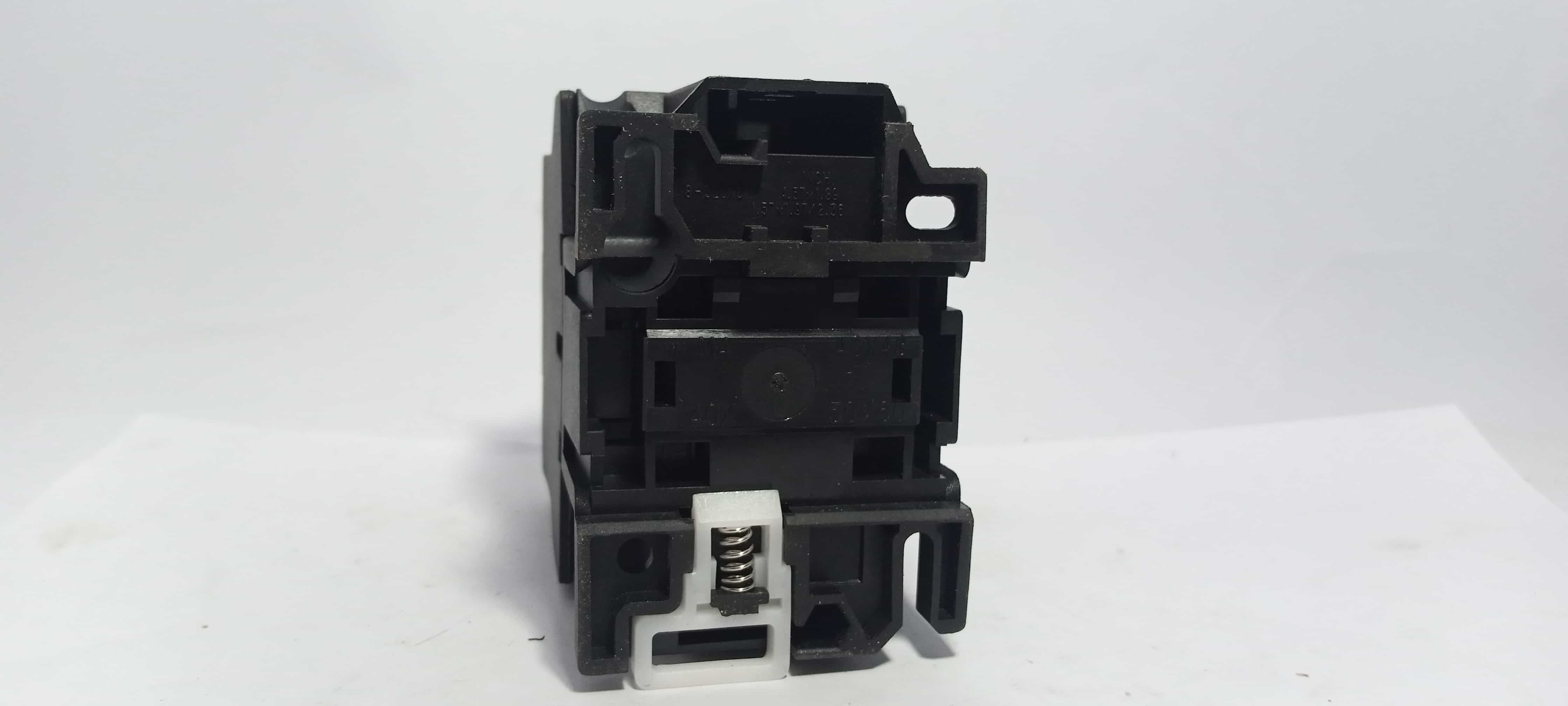 Magnetic Contactor D3210