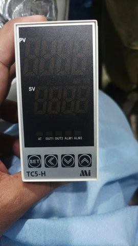 Mi TC5-L 1A1G-2  4 to 20mA Temperature controller