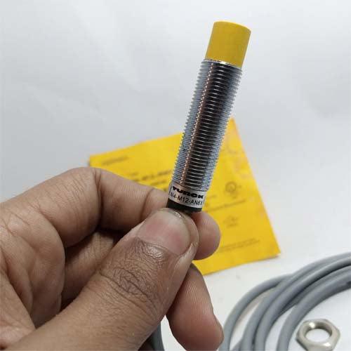 NI4-M12-AN6X Proximity Sensor 4mm Sensing Distance in Pakistan - industryparts.pk