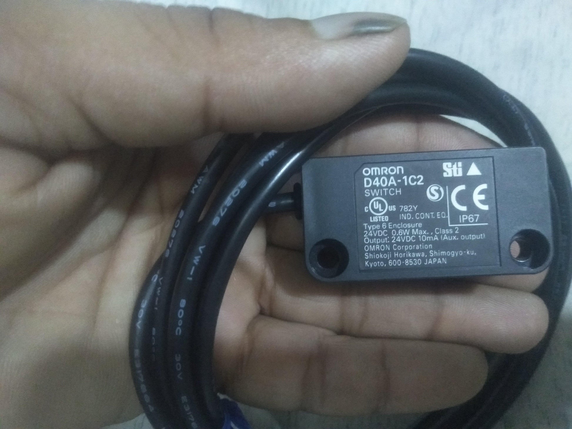 Electronic Detection Mechanism for Better Stability in Non-contact Door Switch Operation lotted - industryparts.pk