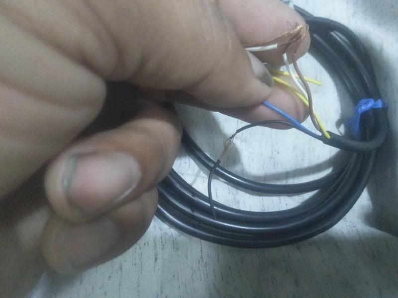 Electronic Detection Mechanism for Better Stability in Non-contact Door Switch Operation lotted - industryparts.pk