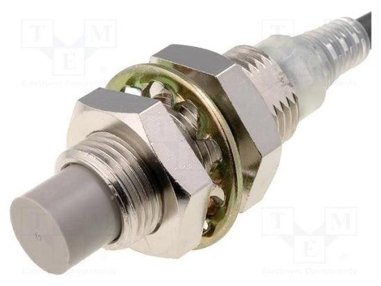 OMRON E2E-X8MD1 2M  Inductive Proximity Sensor Lotted in Pakistan - industryparts.pk