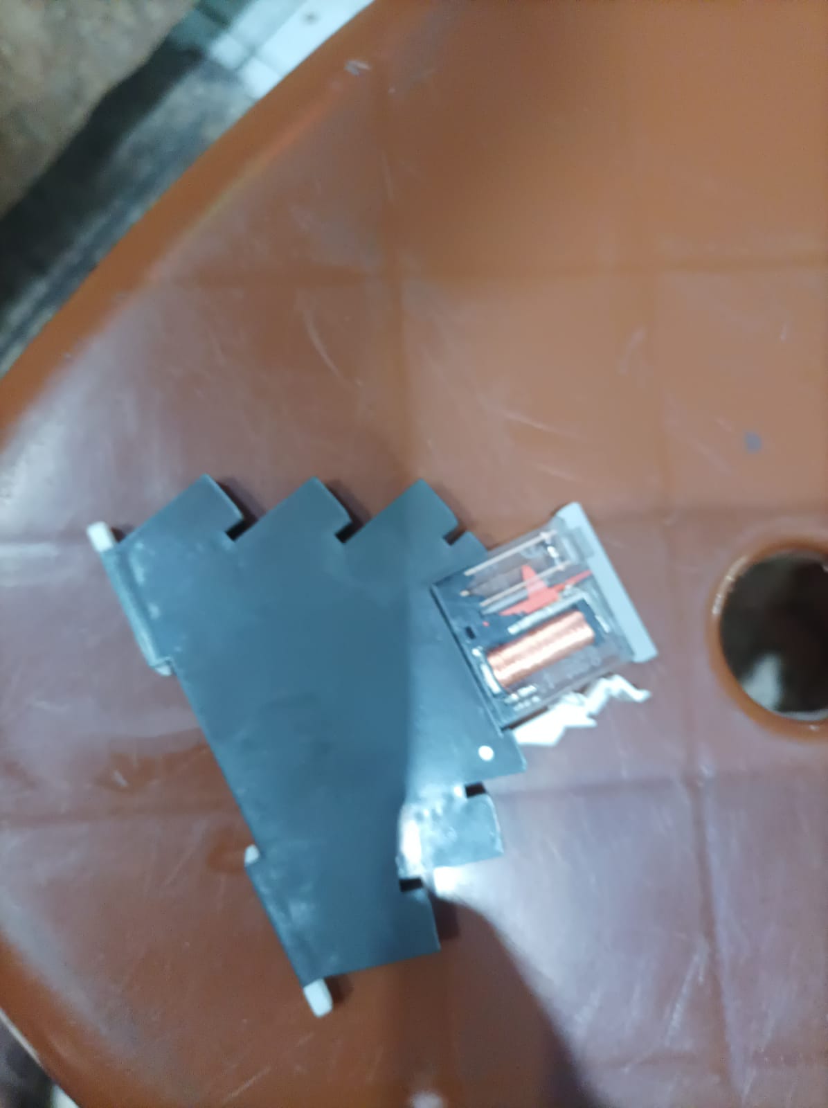 OMRON G2RV-1-S-G 12V DC DIN Rail Power Relay in Pakistan