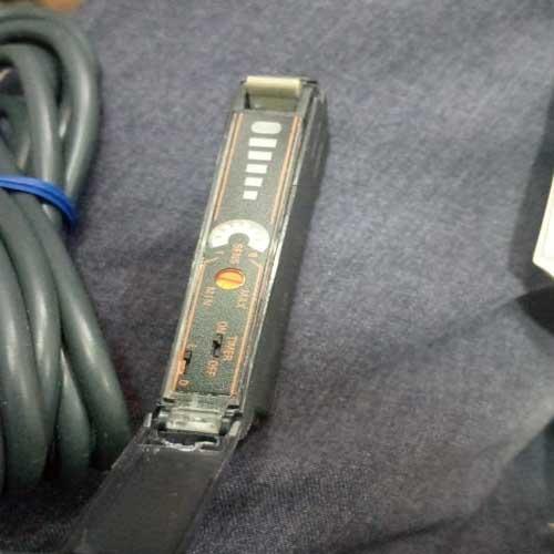 Omron Photoelectric Switch E3X-NA41 - industryparts.pk