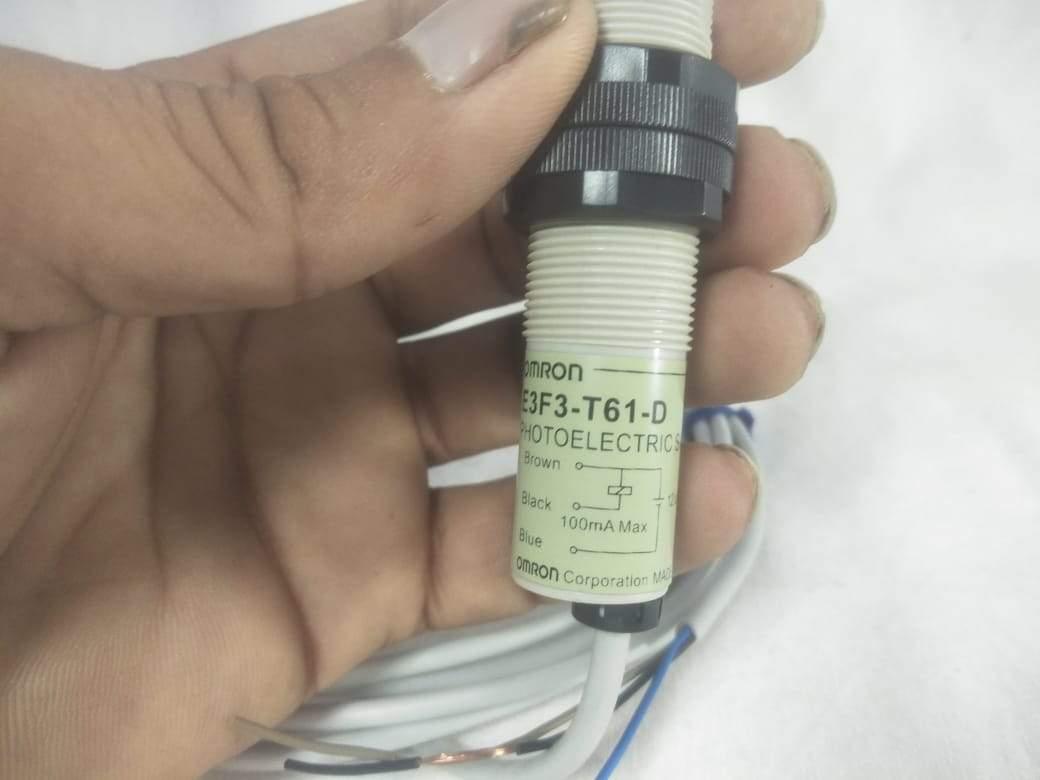 Omron Photoelectric Switch E3F3-t61-L in Pakistan - industryparts.pk