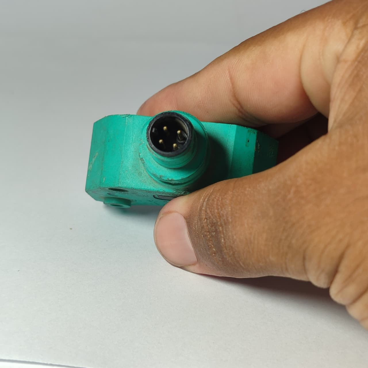 PEPPERL+FUCHS NBN3-F25F-E8-V1 Inductive Proximity Sensor in Pakistan