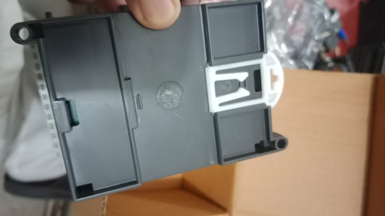 PLC DVP04TC-E2 Temperature Control Module