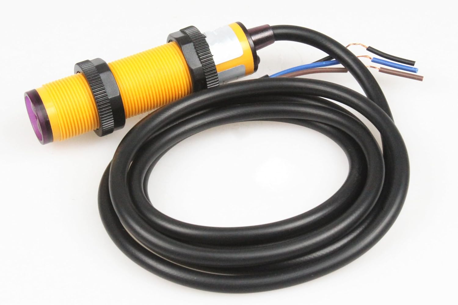 Photoelectric Switch-E3F-DS10B2 in Pakistan