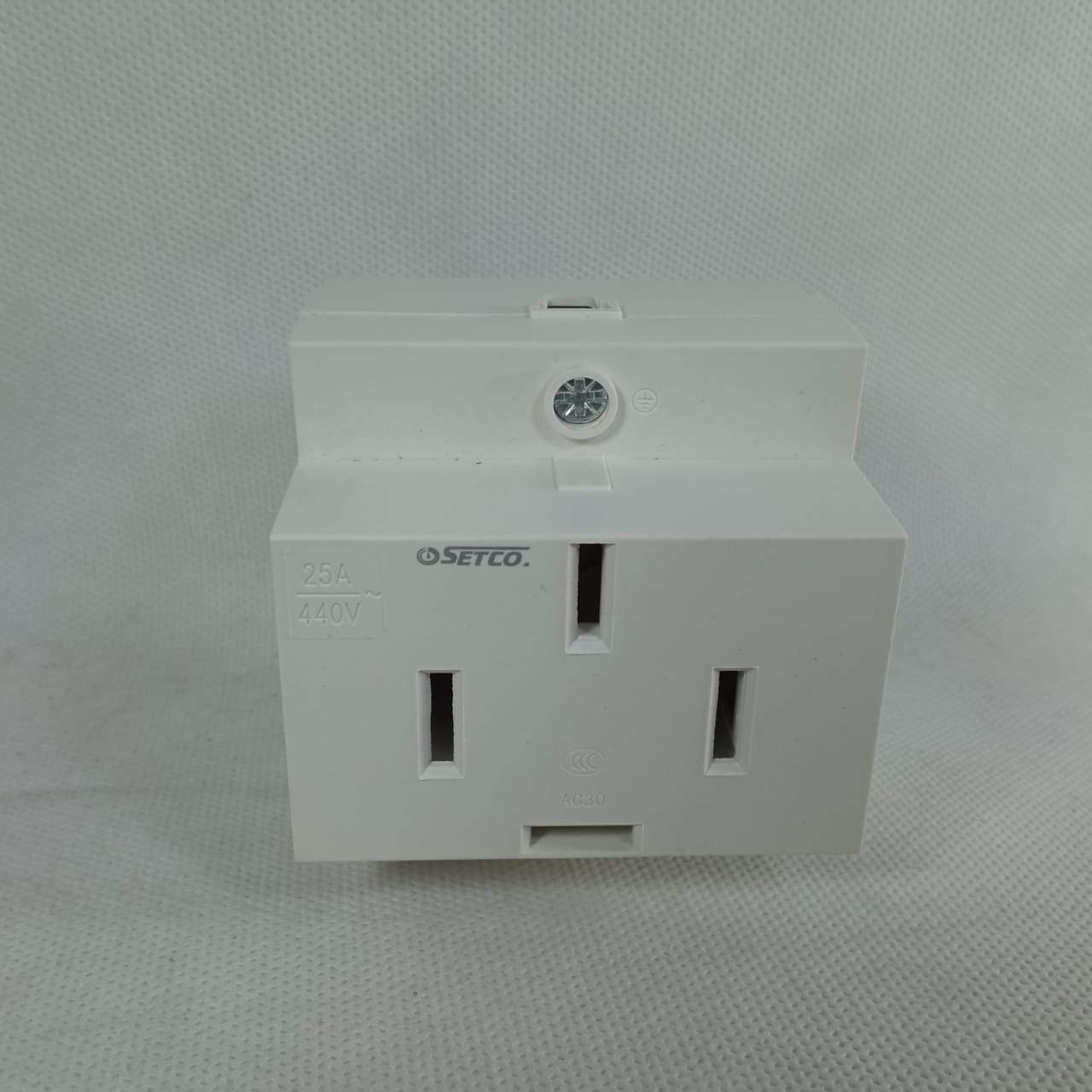 Plug Three-phase four-wire compact 25A 440V high-power in Pakistan - industryparts.pk