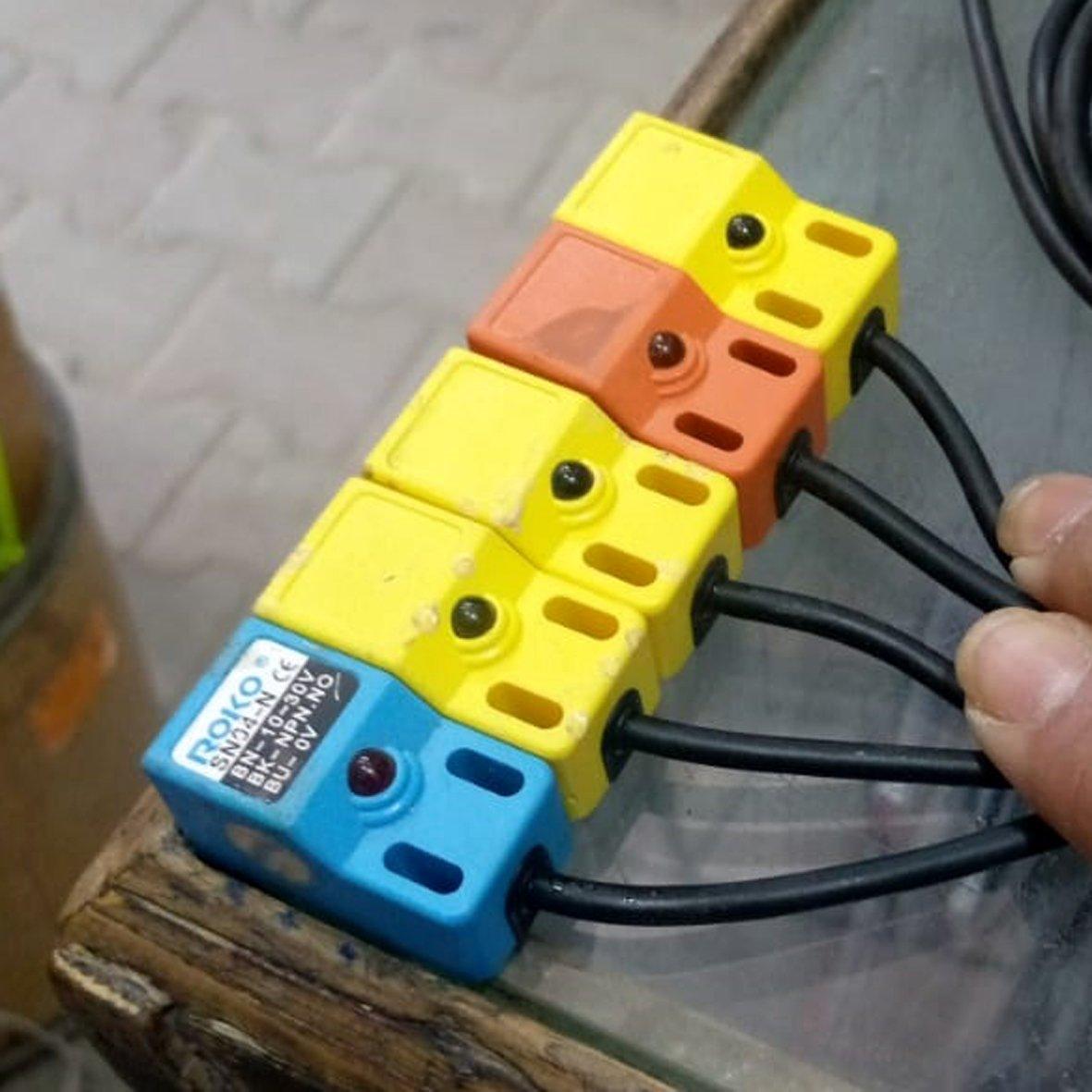 Proximity sensor (lotted) - industryparts.pk