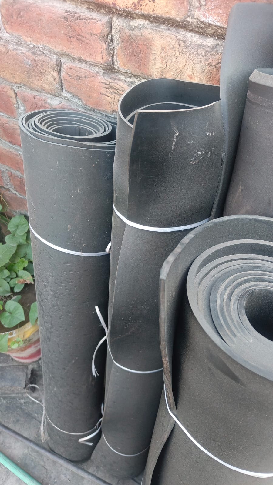 Rubber Insertion Sheet Roll for Industrial Sealing and Gasket Applications in Pakistan