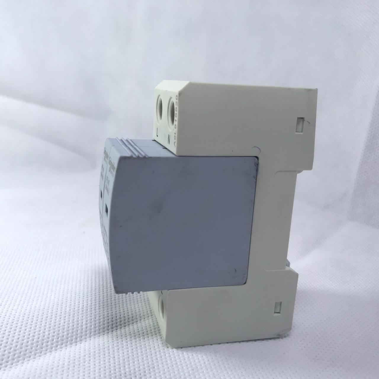 SCHNEIDER SURGE PROTECTOR IPR40 4P 40KA in Pakistan - industryparts.pk