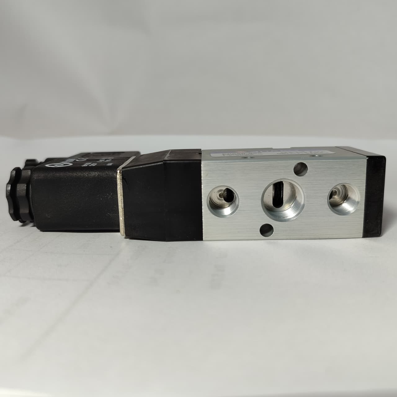 SHAKO PU520-02S SOLENOID VALVE in Pakistan