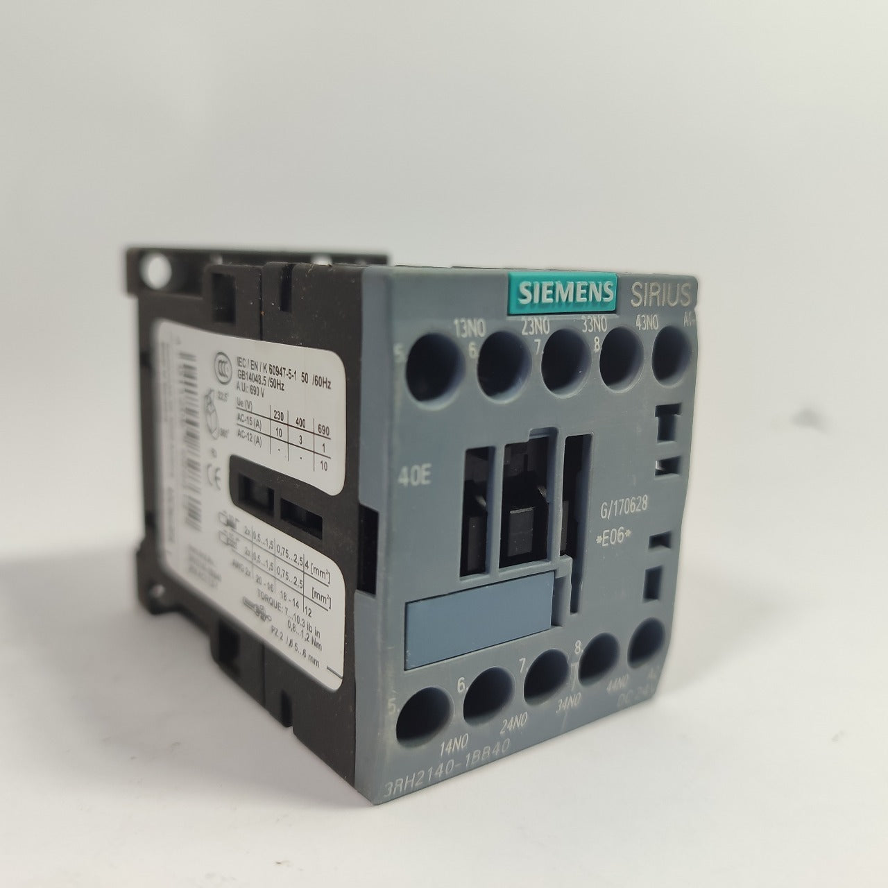 SIEMENS SIRIUS 3RH2140-1BB40 4-pole Contactor Relay
