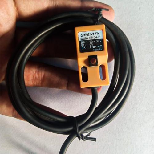 SN04 P Inductive Switch Proximity Sensor 5-30VDC PNP NO 3 - industryparts.pk