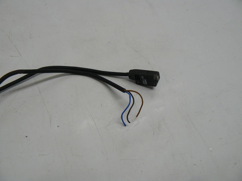 SUNX EX-11EAD EX-11EP Through-Beam Photoelectric Sensor in Pakistan