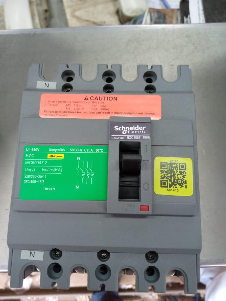 Schneider Circuit Breaker EZC100F in Pakistan - industryparts.pk