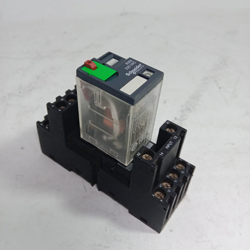 Schneider RXM4AB2 Miniature Relay with Telemecanique RXZE2M114M socket in Pakistan