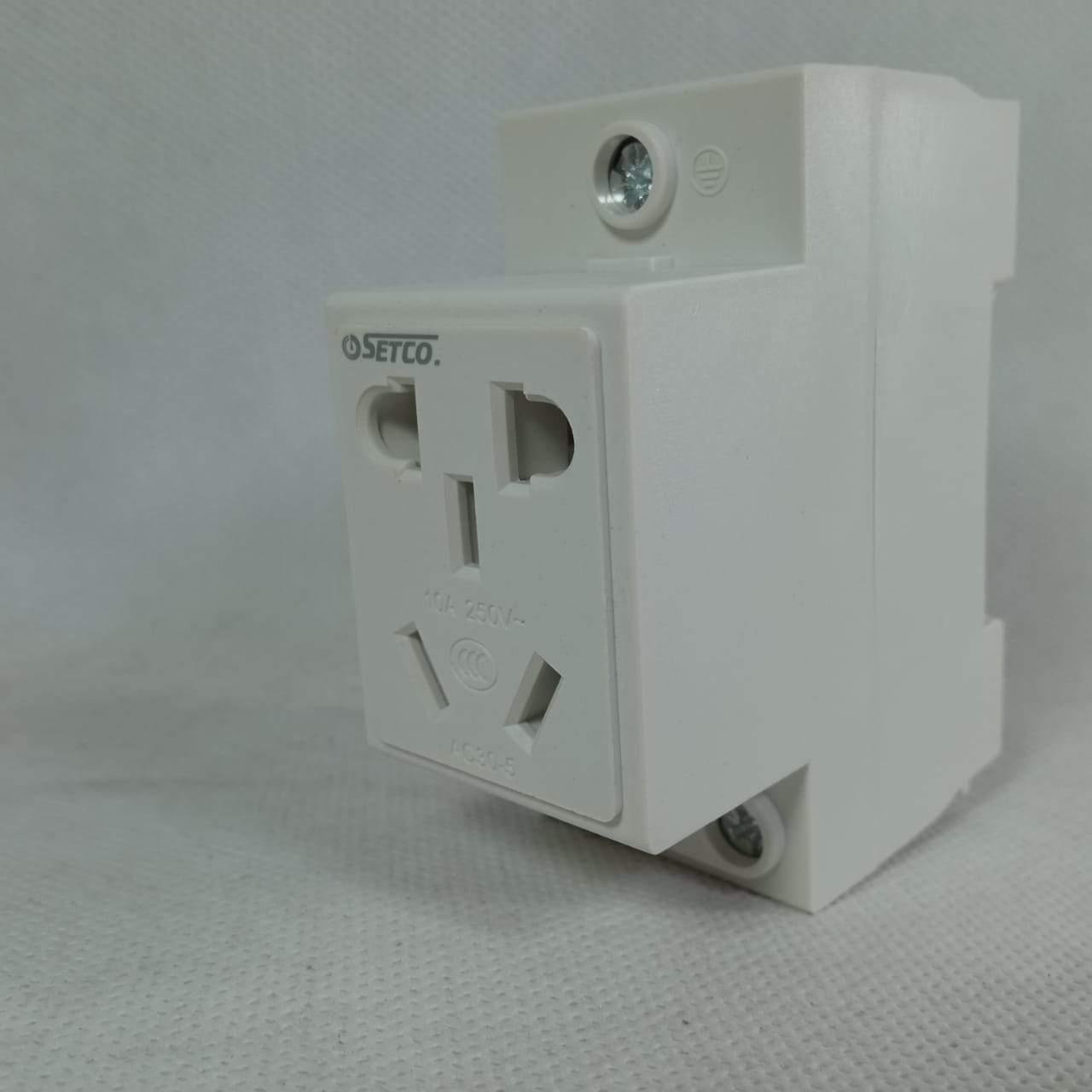 Setco Five Holes AC30 modular socket rail socket outlet in Pakistan - industryparts.pk