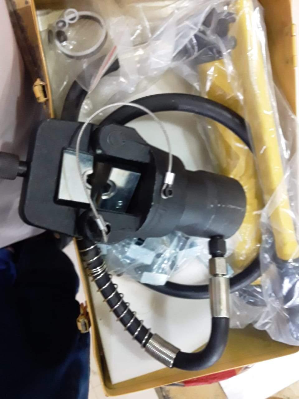 Smart Hydraulic Crimping Tool Hhy-400A in Pakistan - industryparts.pk