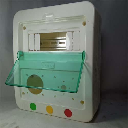 Solar Power Distribution Box in Pakistan - industryparts.pk