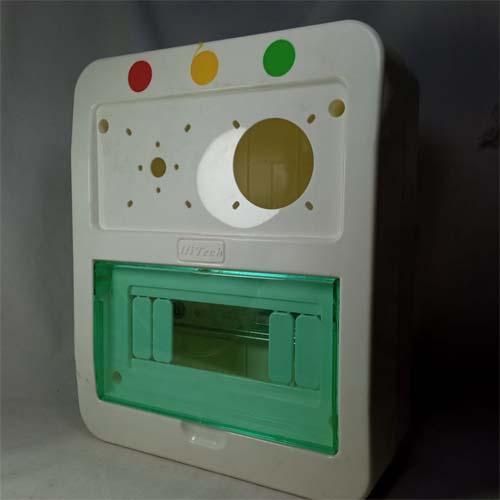 Solar Power Distribution Box in Pakistan - industryparts.pk