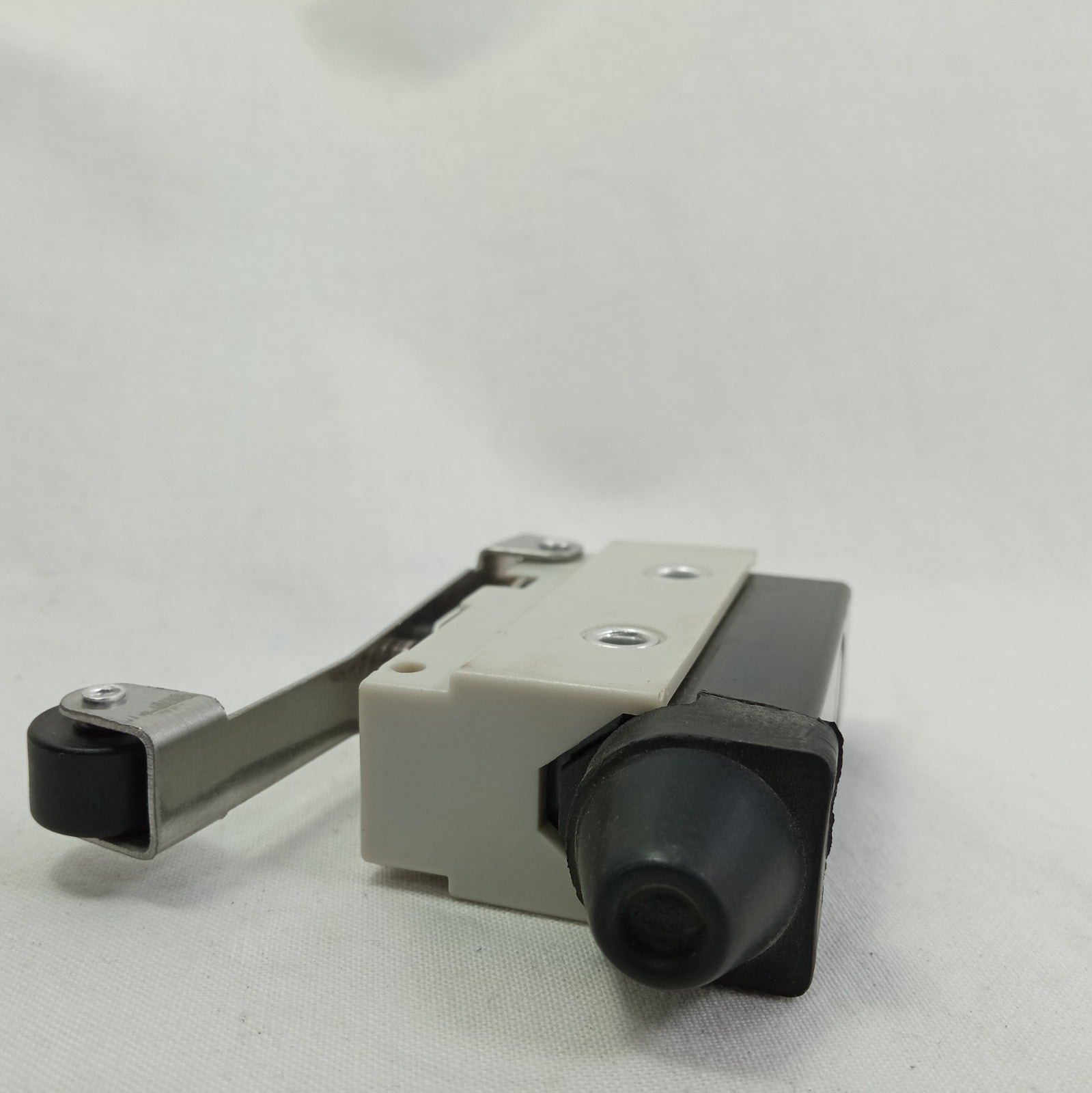 TENSE CZ-7121 Micro Switch in Pakistan