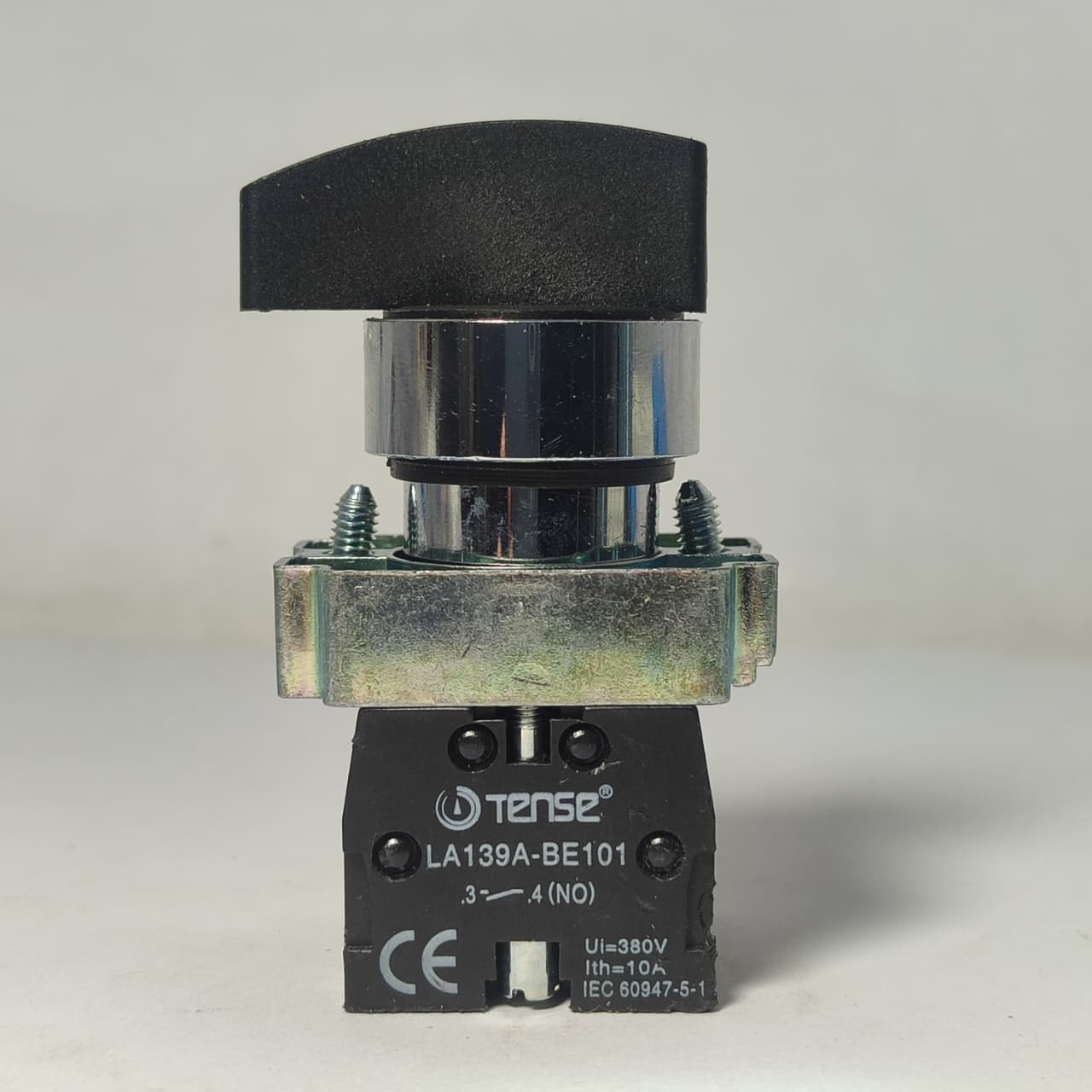 TENSE XB2-BJ53 Selector Switch in Pakistan