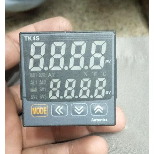 Autonics Single TK4S Digital Controller (Lot Condition) in Pakistan - industryparts.pk