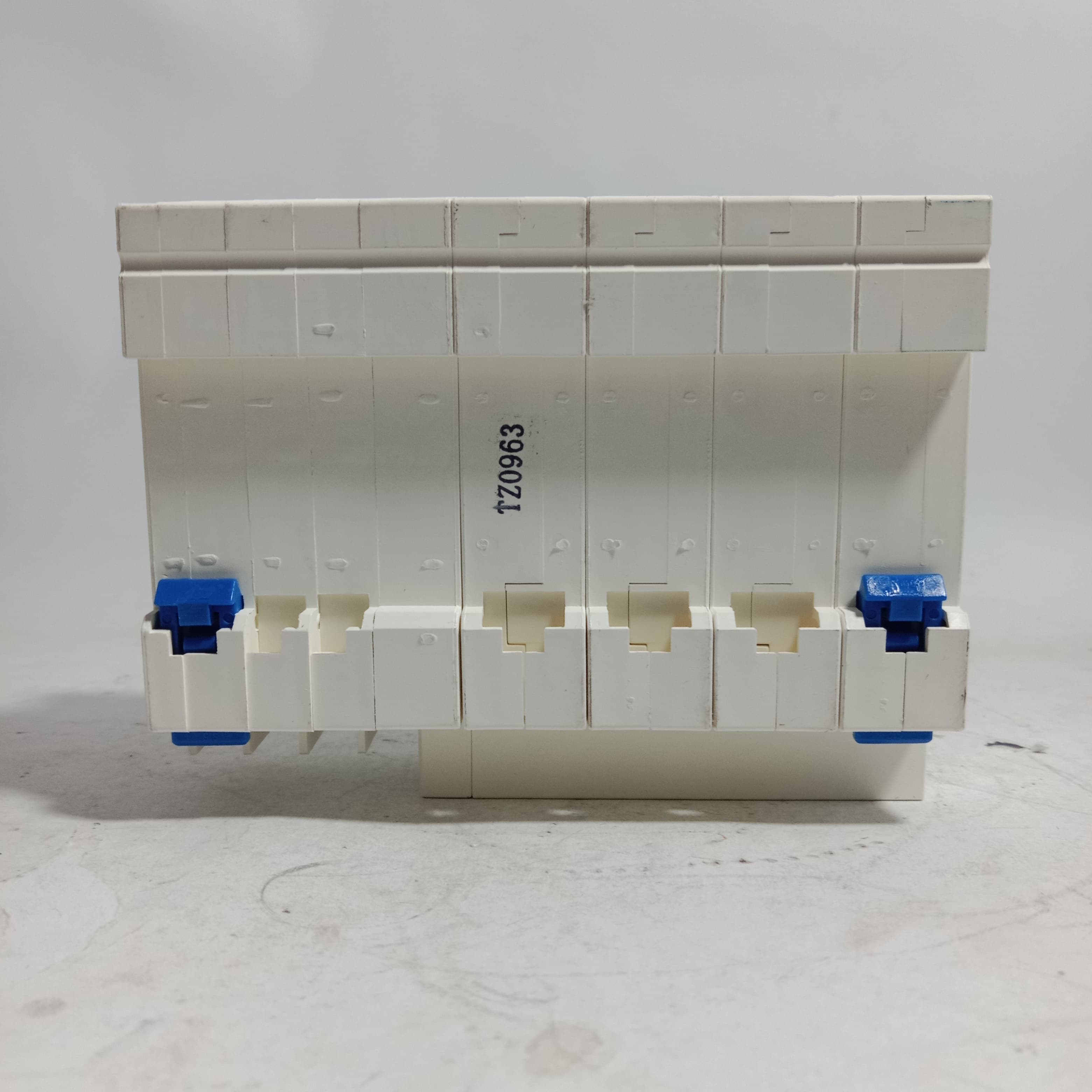 TOMZN TOB1L-63H, 4-Pole Earth Leakage  Circuit Breaker in Pakistan